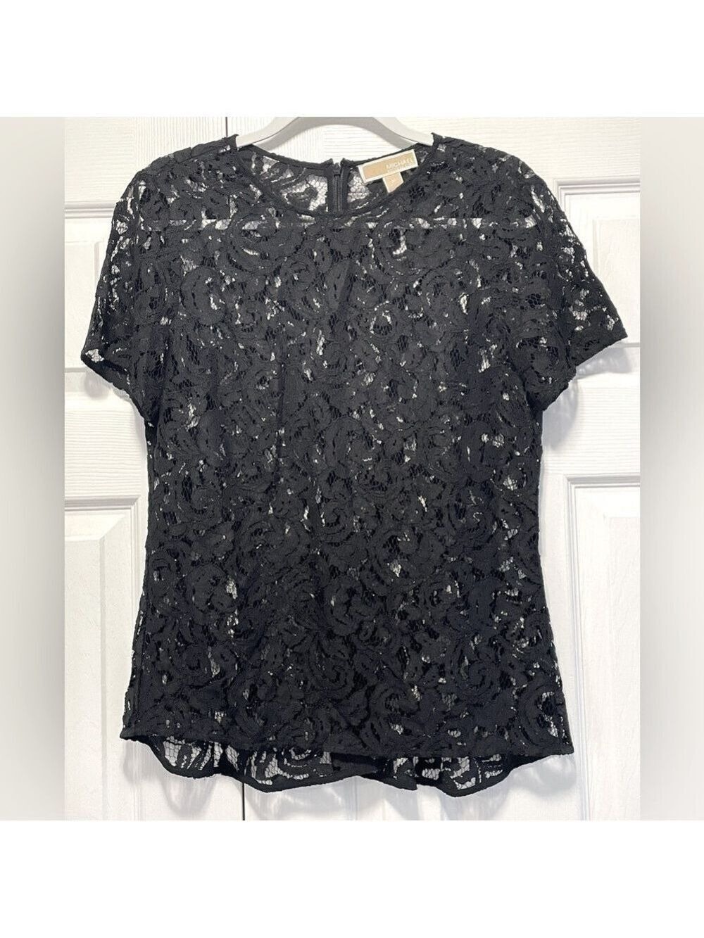 Michael Kors black lace top zip up back short sleeves size Medium